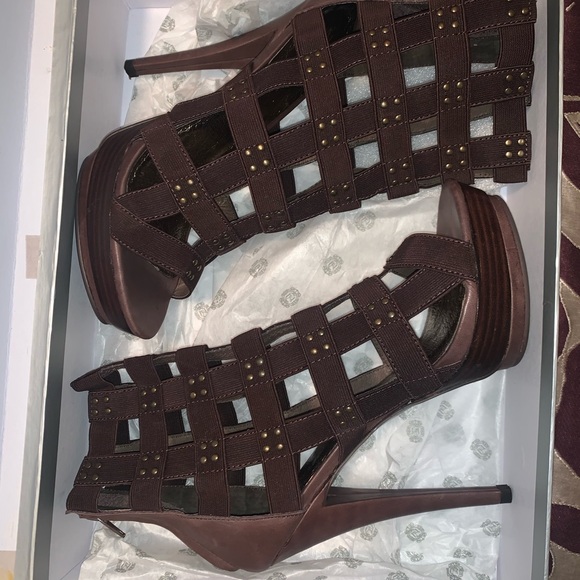 Ziginy Heels: Brown Strappy Shoe- Women's Size 8 1/2 - Peep Toe,Brand New !! - Picture 4 of 5